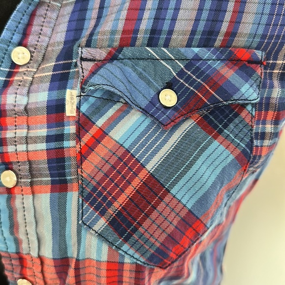 Levi’s shirt - Picture 2 of 7